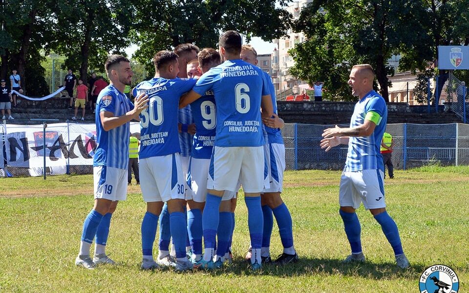 Liga 2 - Restanță runda a 2-a// Unirea Ungheni vs Corvinul 1-2/ Hunedorenii au urcat pe loc de play-off