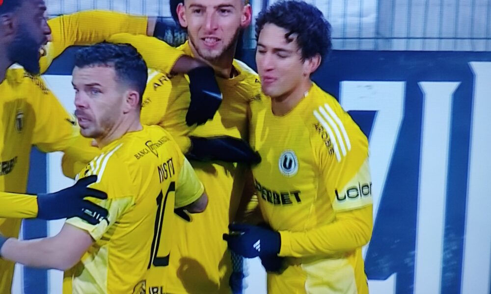 SuperLiga// FC Botoșani - U Cluj 1-3/ "Șepcile roșii" sunt cu un picior în play-off/ Rezumat Video/ Moldovenii rămân în afara Top 6